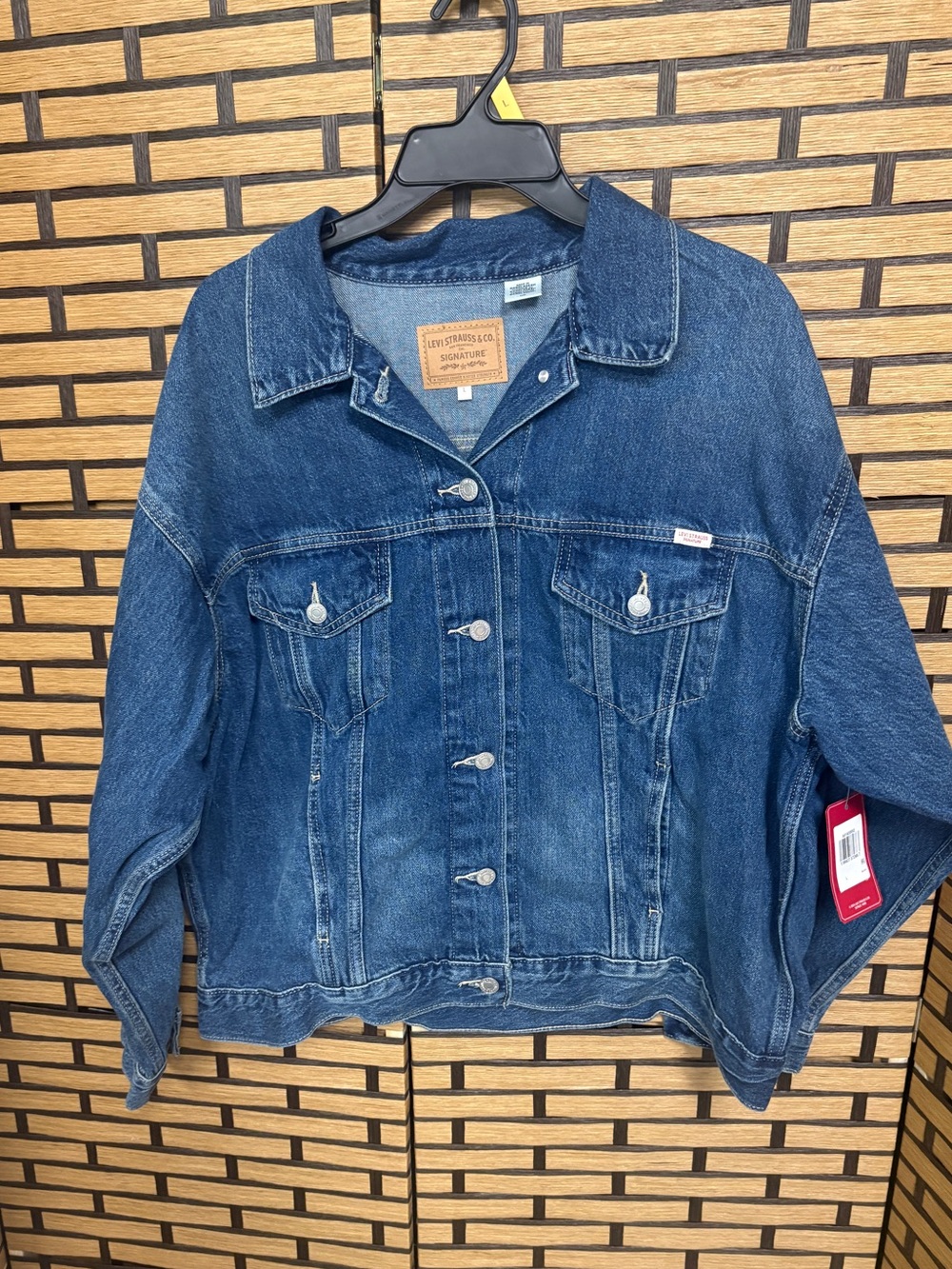 Levi Strauss & co relaxed fit loose trucker jean jacket size large